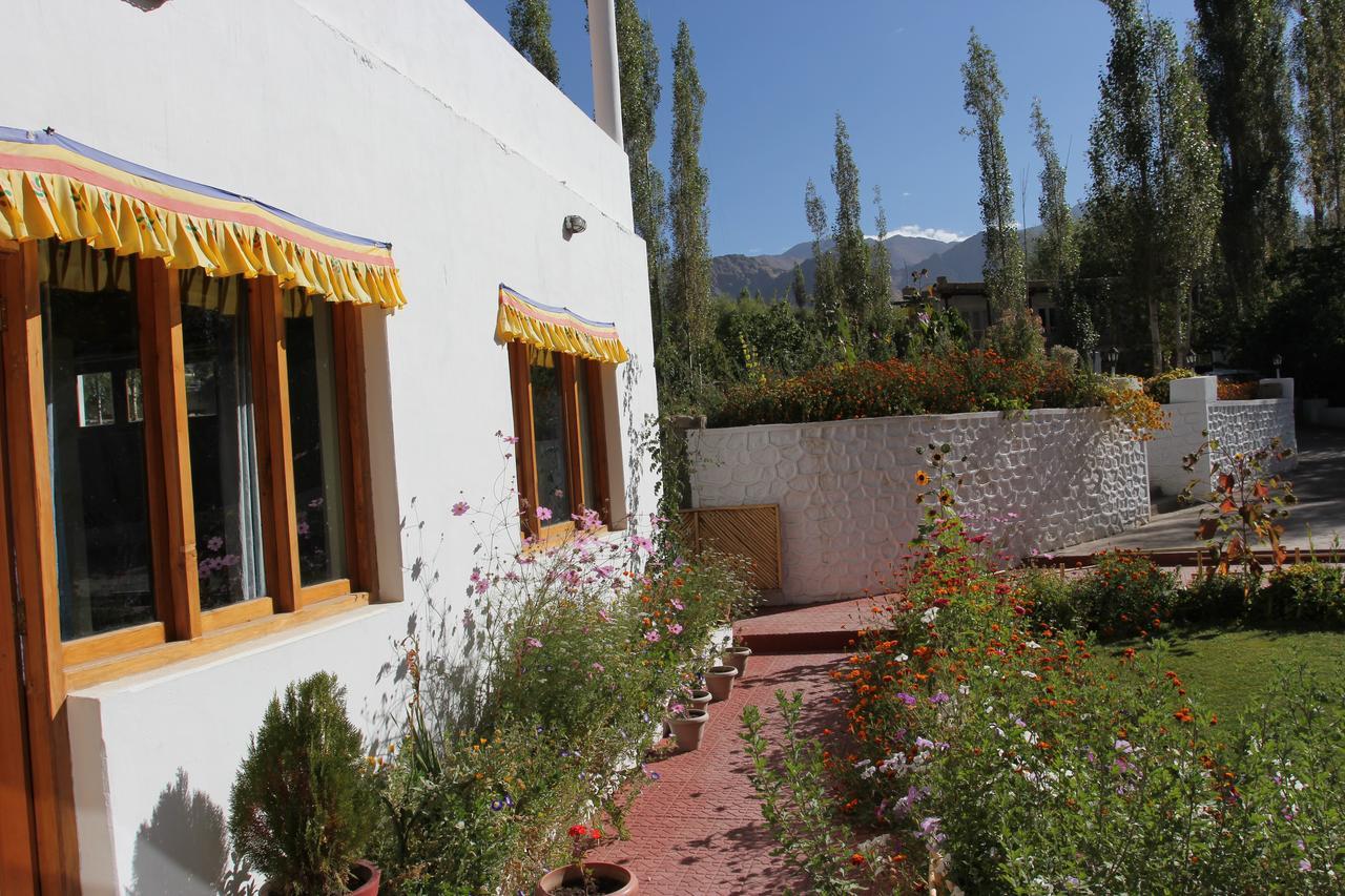 Hotel Jorchung Leh Exterior photo